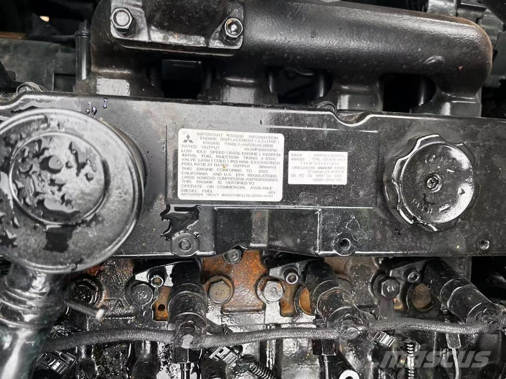 Kobelco SK 140 Kāpurķēžu ekskavatori