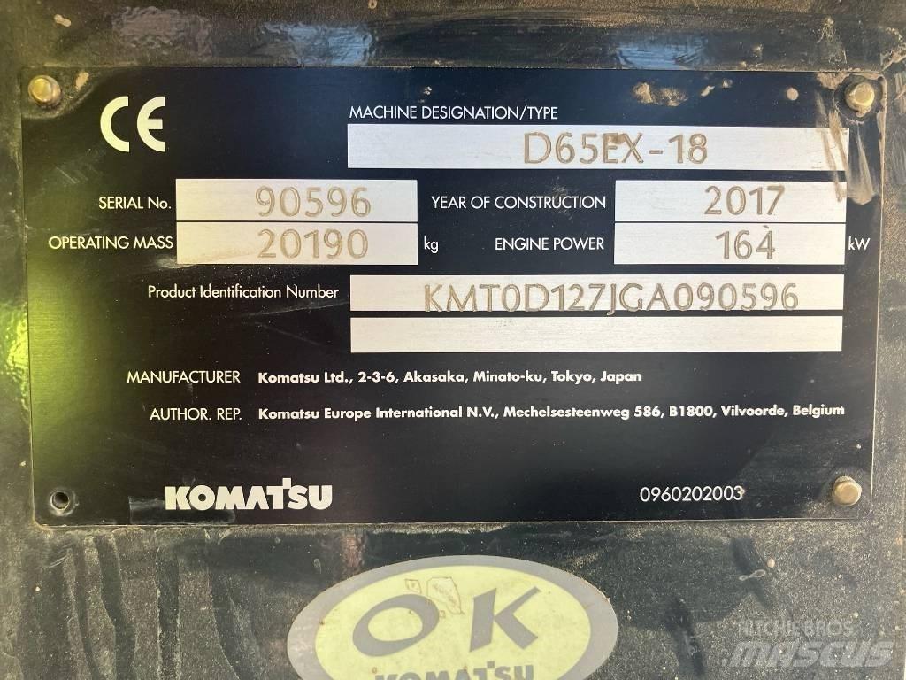 Komatsu D65 EX-18 Kāpurķēžu buldozeri