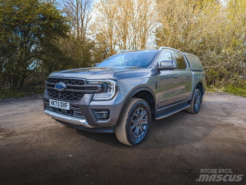 Ford Ranger Vieglais kravas automobilis/izkraušana no sāniem