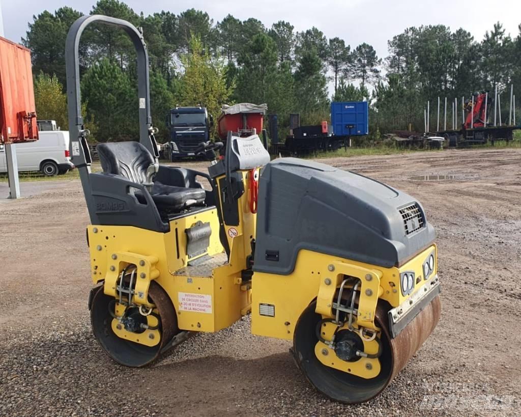 Bomag BW 100 AD M-5 Divvalču grunts veltņi