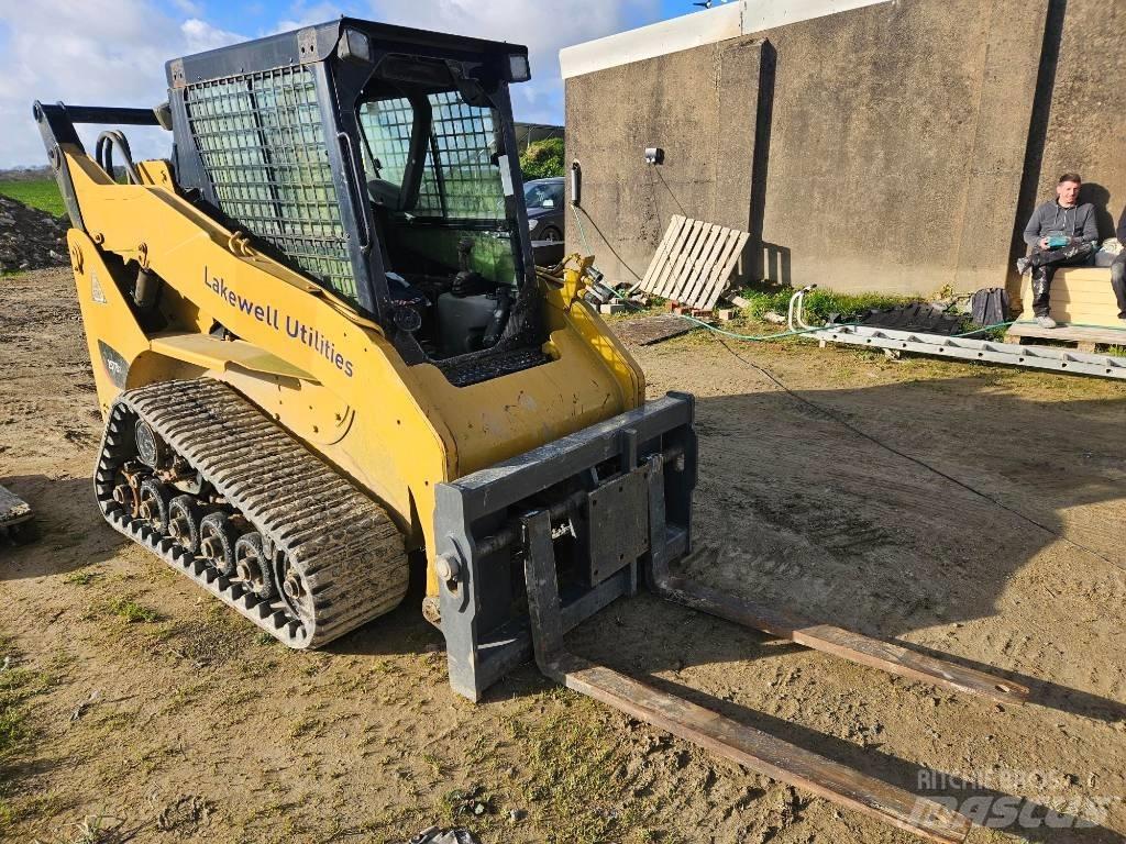 CAT 257 B 3 Lietoti riteņu kompaktiekrāvēji