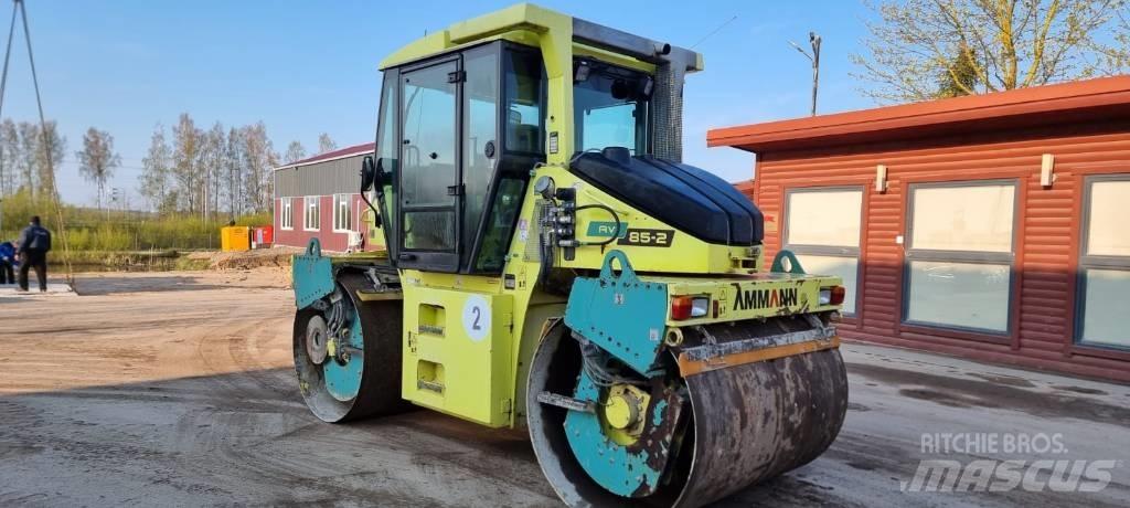 Ammann AV 85-2 Divvalču grunts veltņi