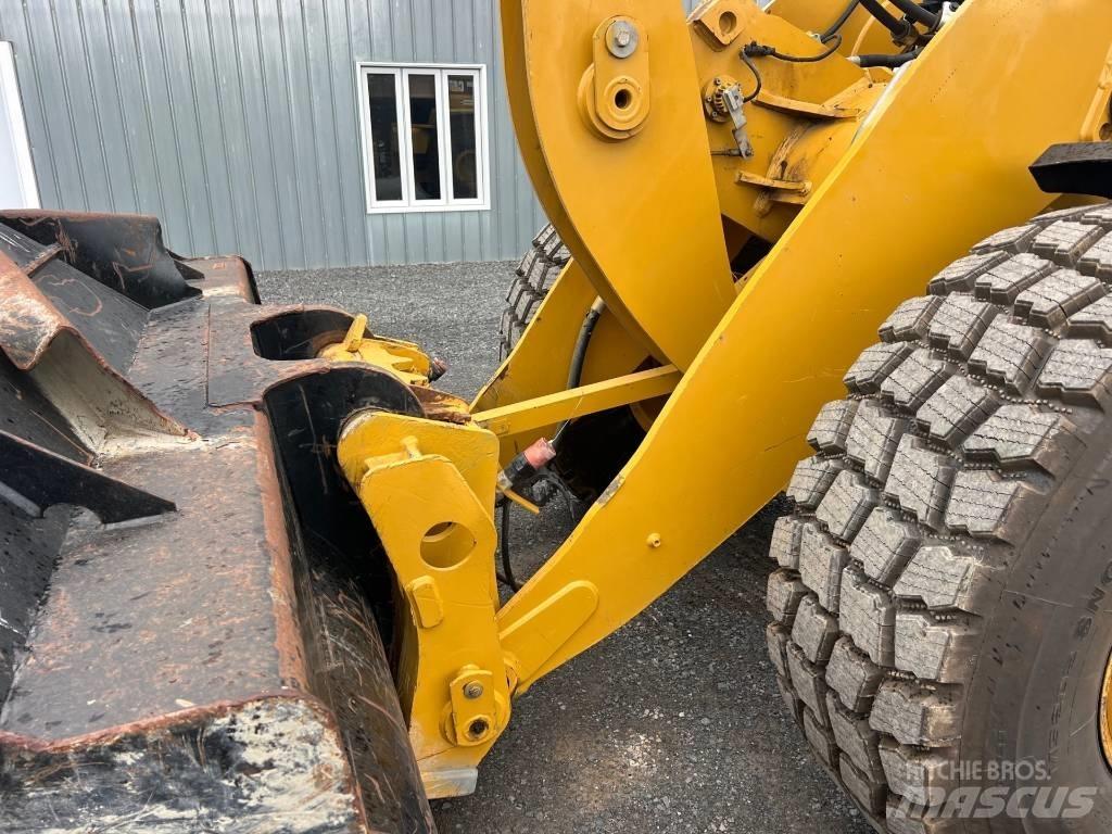 CAT 926 M Iekrāvēji uz riteņiem