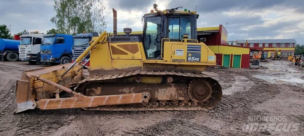 Komatsu D 65 PX-17 Kāpurķēžu buldozeri