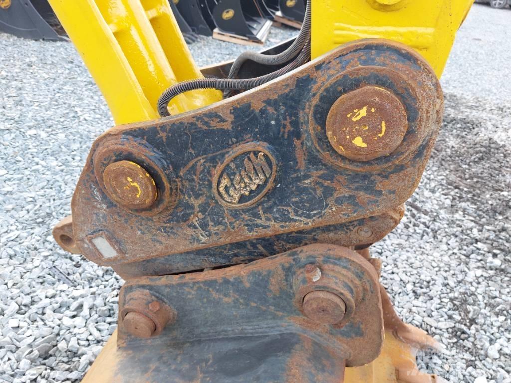 Komatsu PC210LC-11 Kāpurķēžu ekskavatori