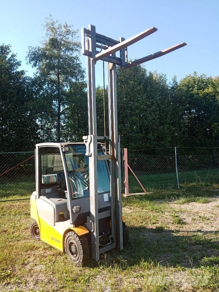 Jungheinrich TFG 320 LPG tehnika