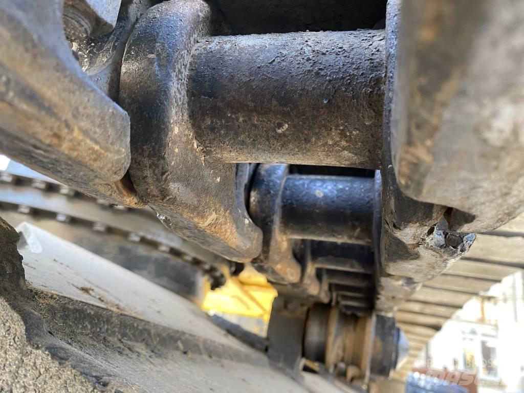 Komatsu PC200 Kāpurķēžu ekskavatori
