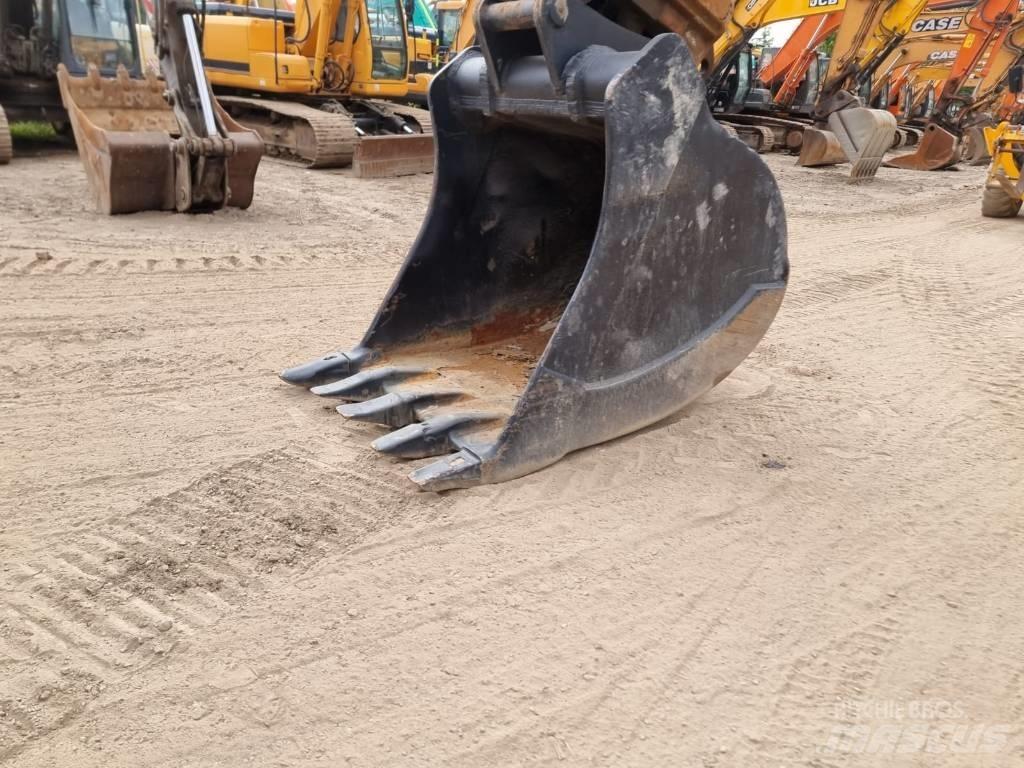 Doosan DX 380 LC Kāpurķēžu ekskavatori