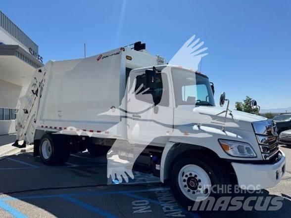 Hino L7 Atkritumu izvešanas transports