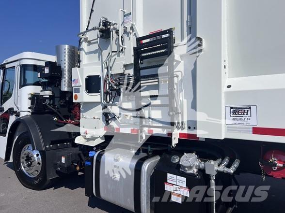 Mack LR64R Atkritumu izvešanas transports