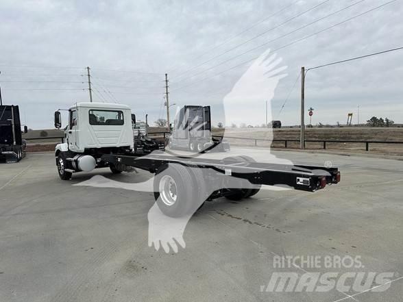 Mack MD6 Būvniecība- Citi