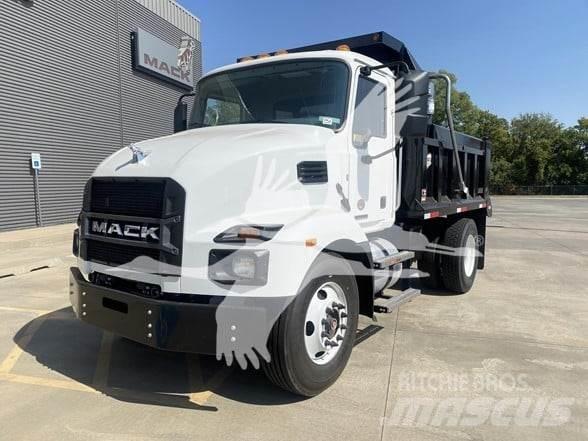 Mack MD6 Pašizgāzējs