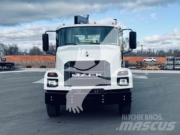 Mack MD6 Būvniecība- Citi