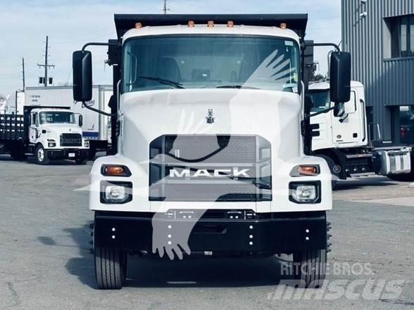 Mack MD6 Pašizgāzējs