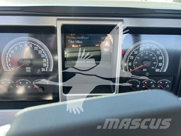 Mack MD6 Šasija ar kabīni