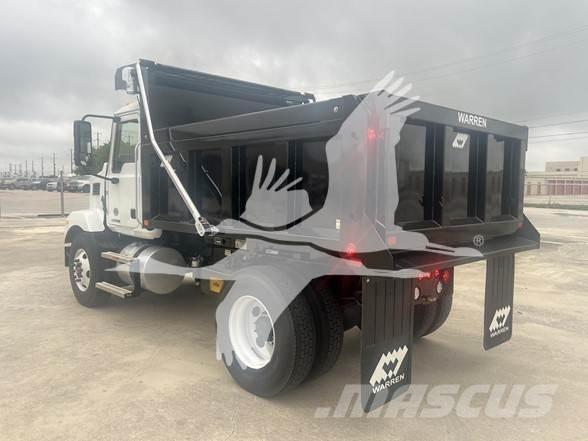 Mack MD6 Pašizgāzējs