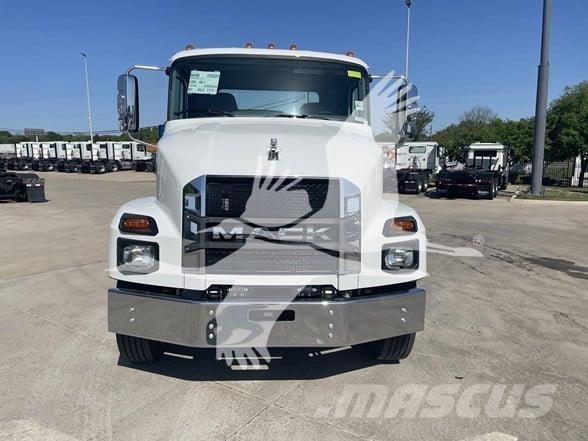 Mack MD6 Vilcēji