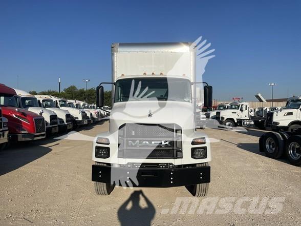 Mack MD6 Būvniecība- Citi