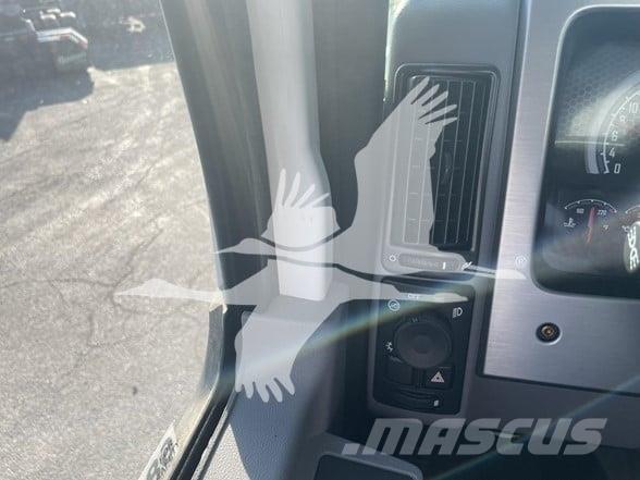 Mack MD6 Šasija ar kabīni