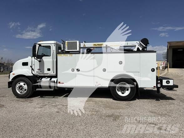 Mack MD7 Būvniecība- Citi