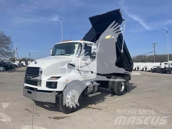 Mack MD7 Pašizgāzējs