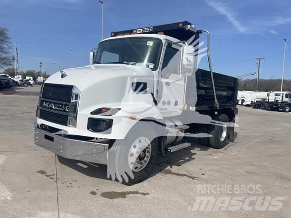 Mack MD7 Pašizgāzējs