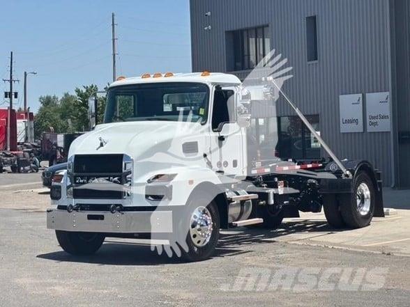 Mack MD7 Būvniecība- Citi