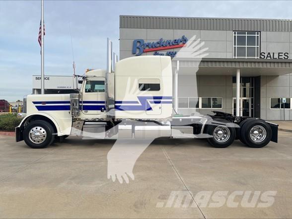 Peterbilt 389 Vilcēji