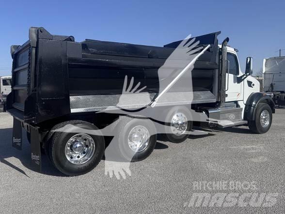 Peterbilt 567 Pašizgāzējs
