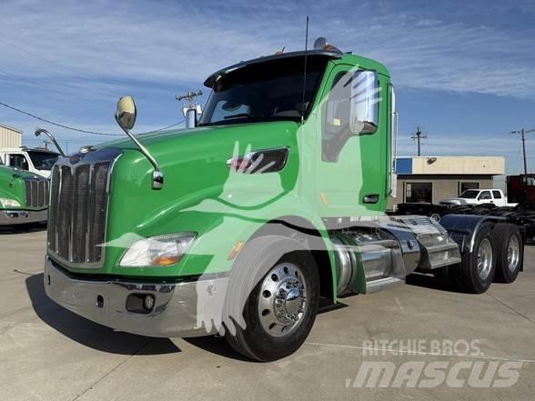 Peterbilt 579 Vilcēji