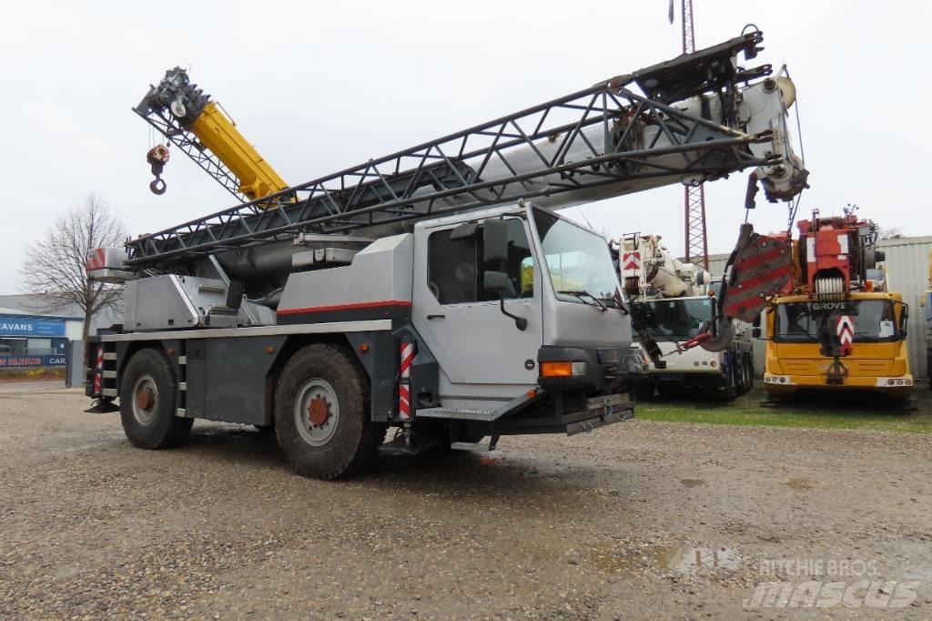 Liebherr LTM 1030/2 Visurgājēji celtņi