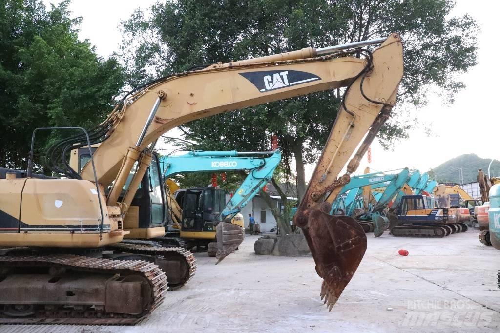 CAT 320BU Kāpurķēžu ekskavatori