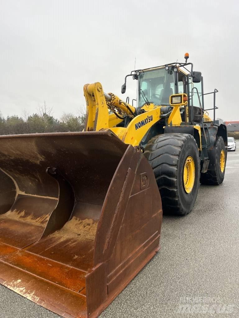 Komatsu WA 500-6 Iekrāvēji uz riteņiem
