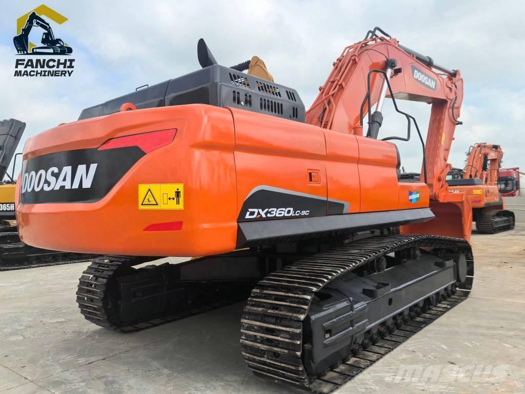 Doosan 360 Kāpurķēžu ekskavatori
