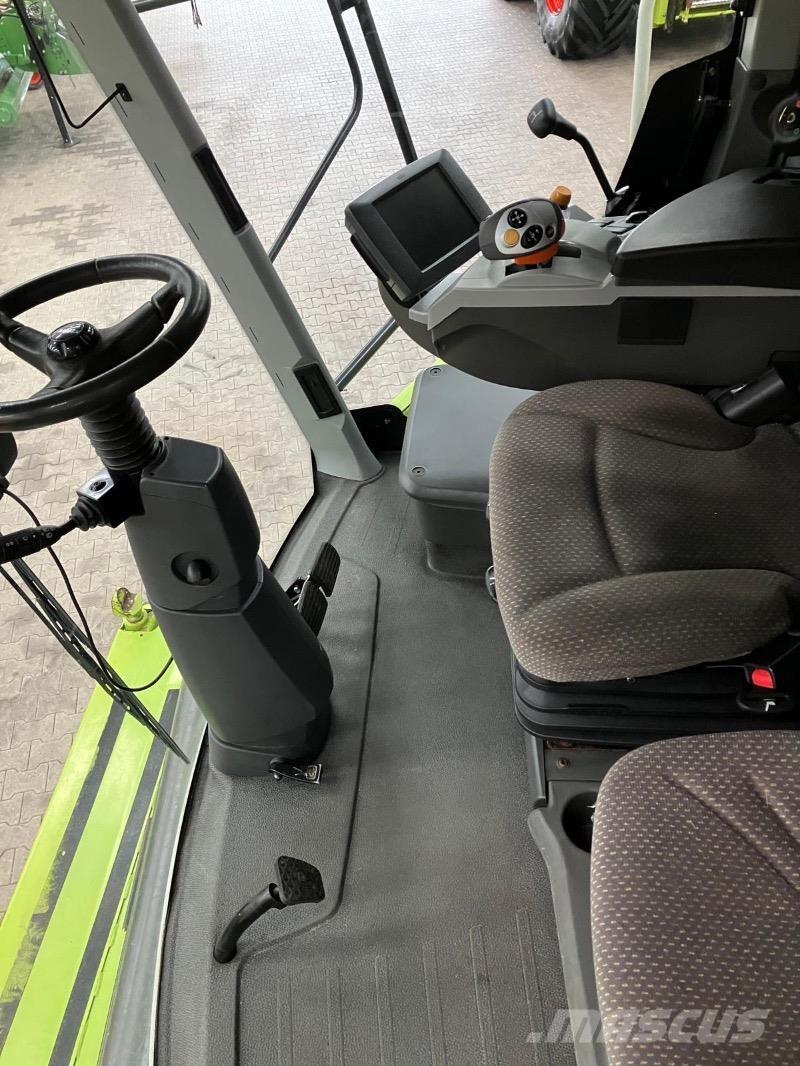 CLAAS Tucano 430 Ražas novākšanas kombaini