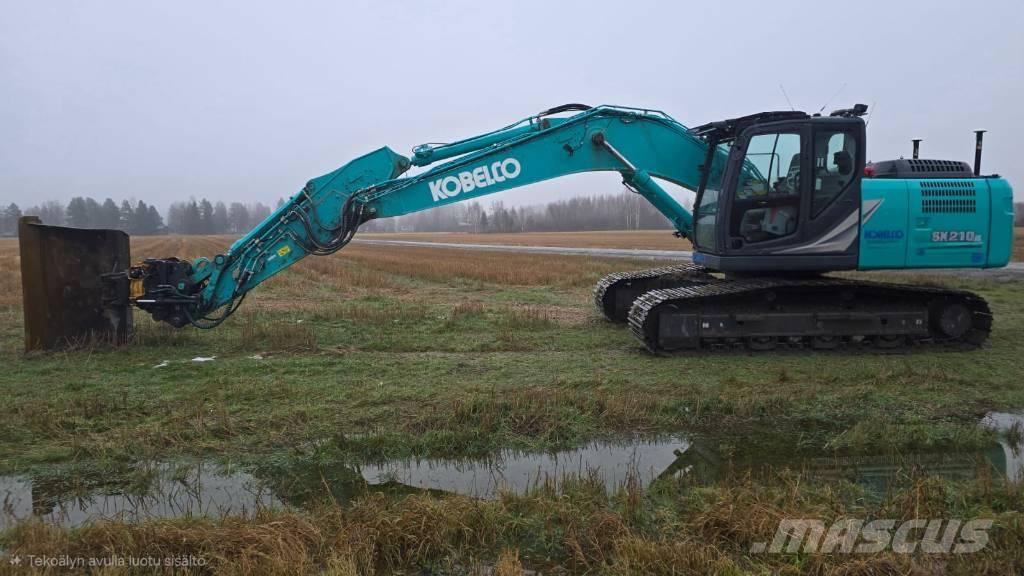 Kobelco SK 210 LC-11 Kāpurķēžu ekskavatori
