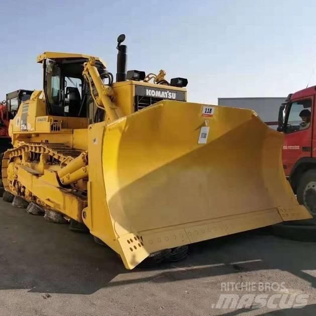 Komatsu d375a Kāpurķēžu buldozeri
