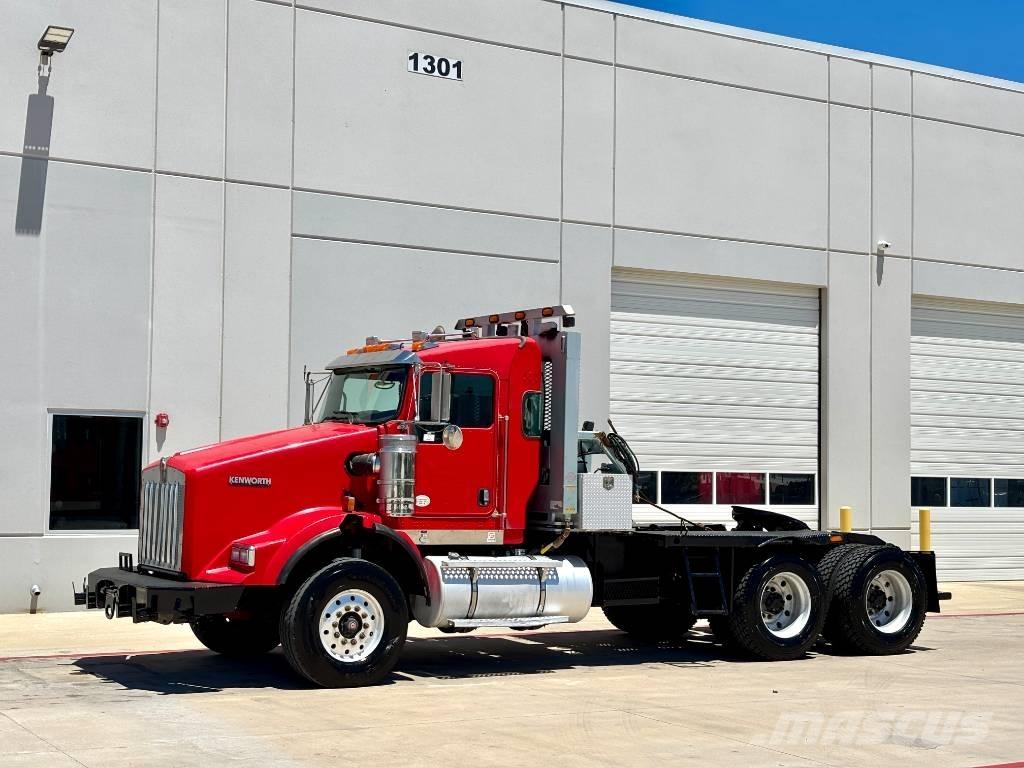 Kenworth T 800 Evakuators ar manipulatoru