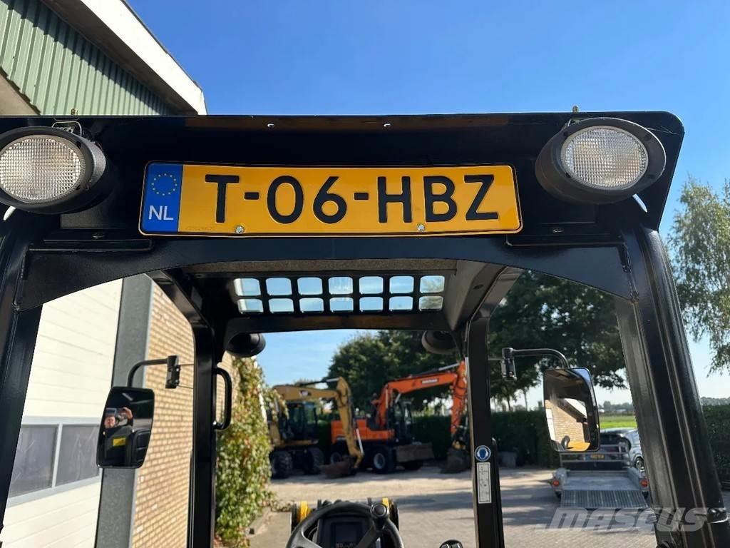 Gehl AL550 Iekrāvēji uz riteņiem