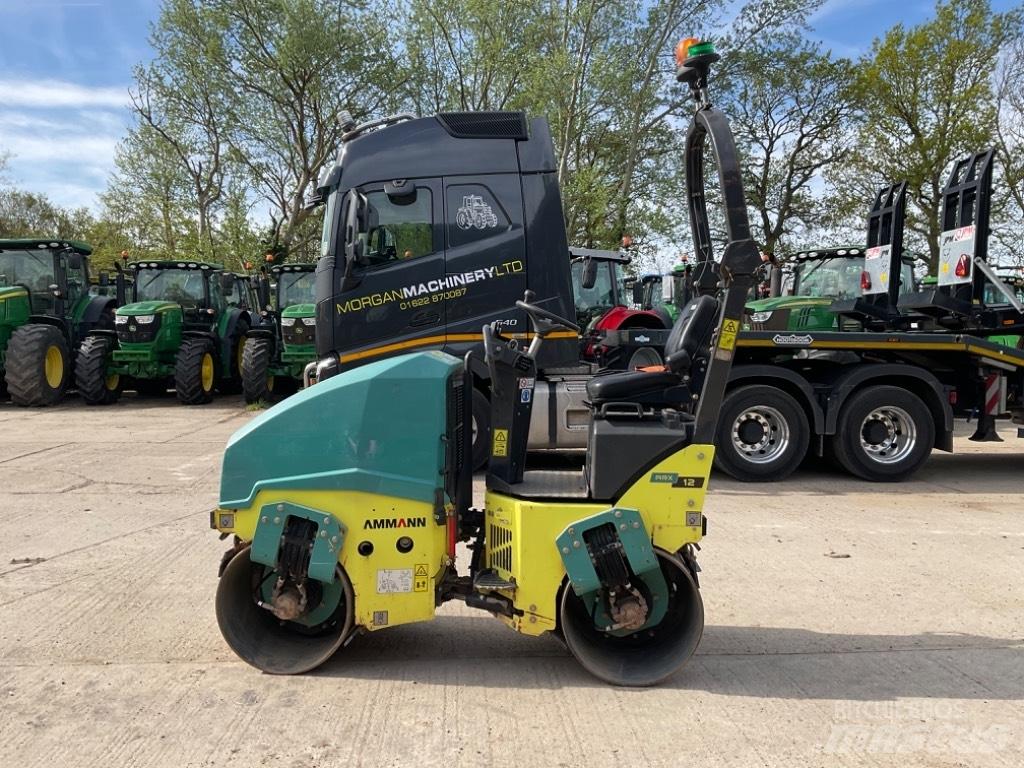 Ammann ARX 12 Divvalču grunts veltņi