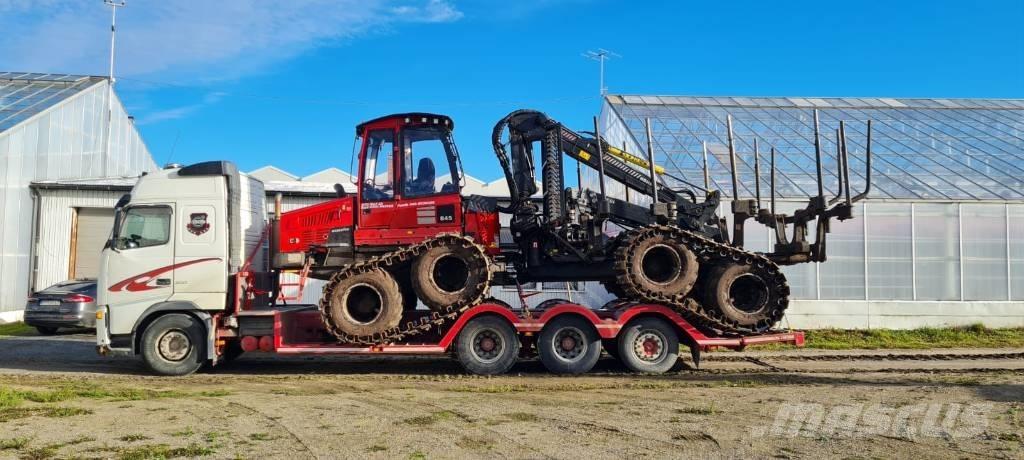 Volvo FH 12 500 Treileri meža tehnikas transportēšanai