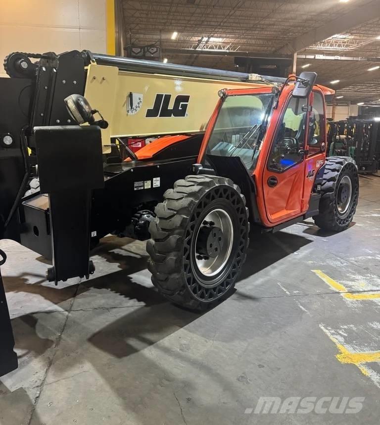 JLG 1255 Teleskopiskie manipulatori