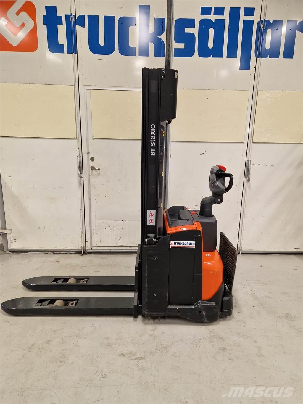 Toyota SWE120L Pašgājēji krautnētāji