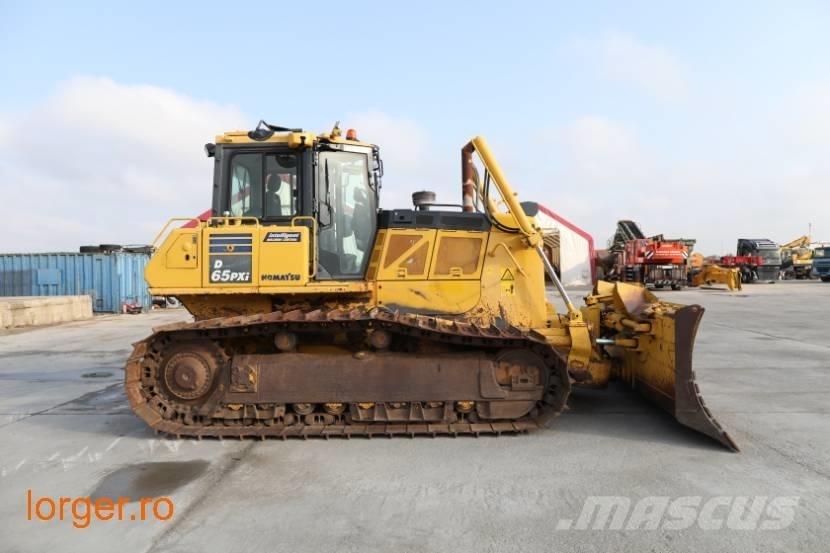 Komatsu D 65 PX-18 Kāpurķēžu buldozeri