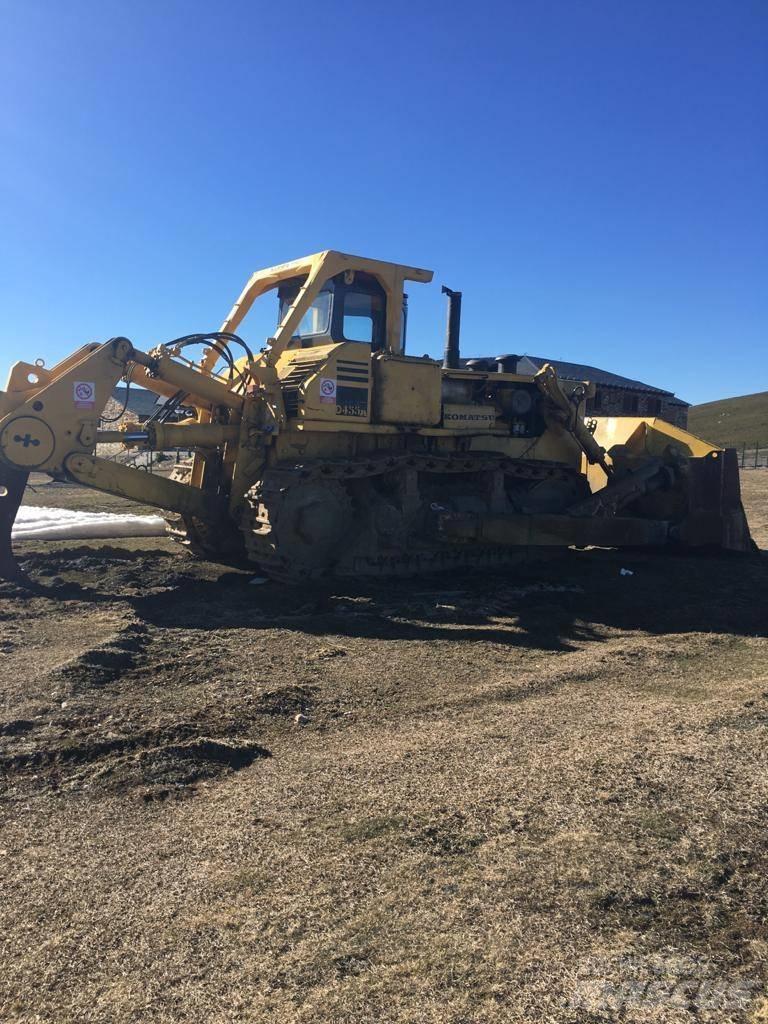 Komatsu 455 Kāpurķēžu buldozeri
