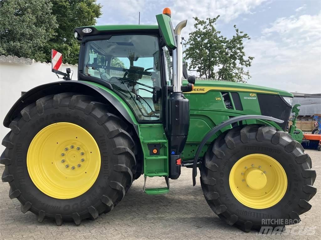John Deere 6R 215 Traktori
