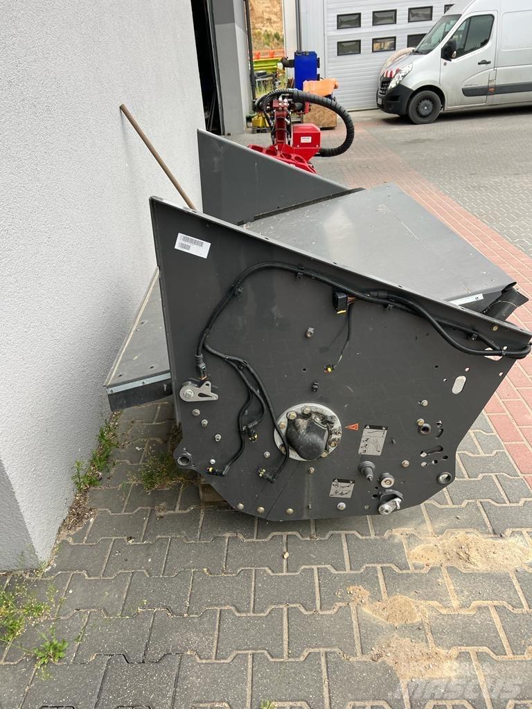 Claas Lexion 750 Ražas novākšanas kombainu papildaprīkojums