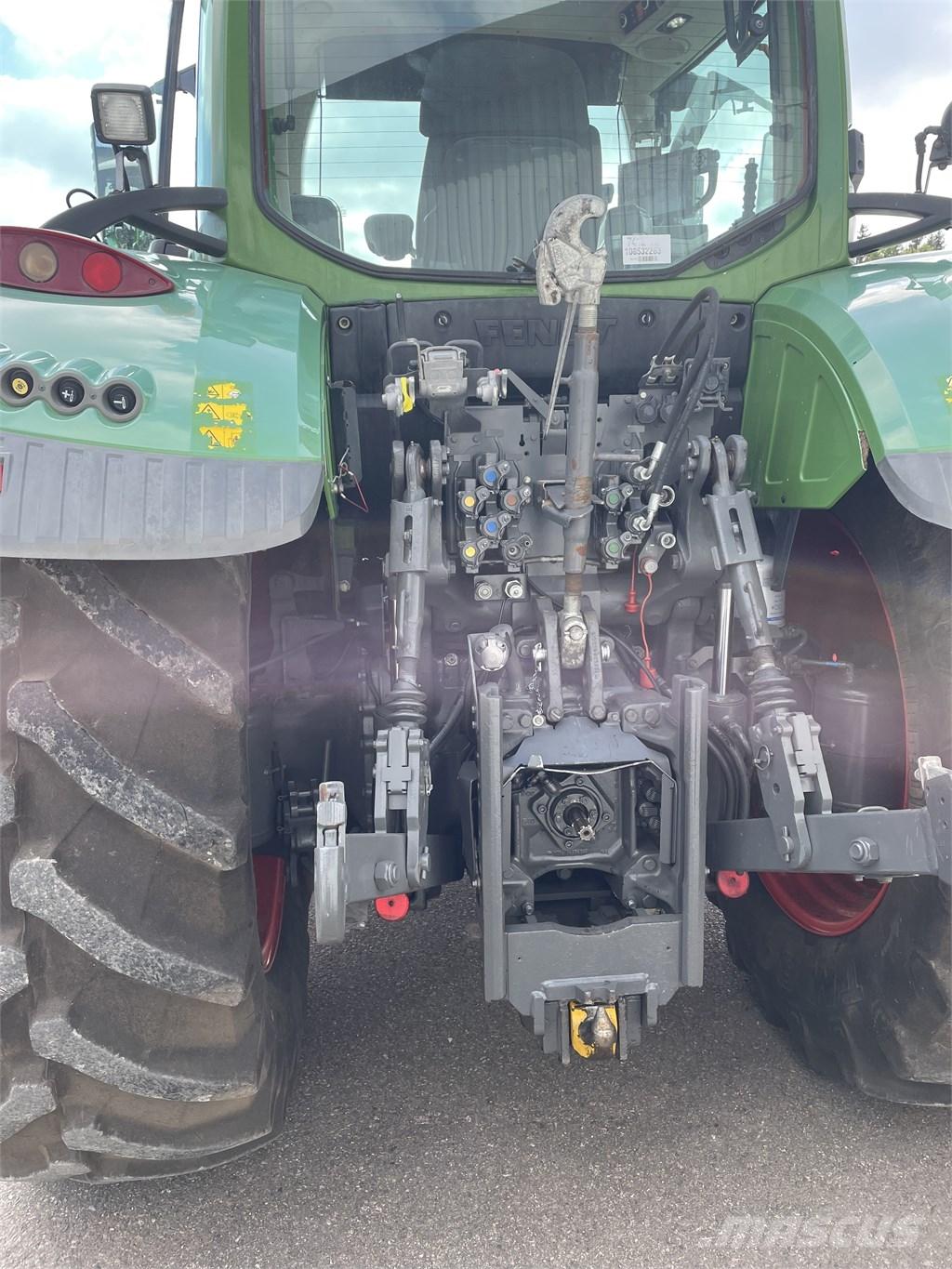 Fendt 720 Profi Plus Traktori