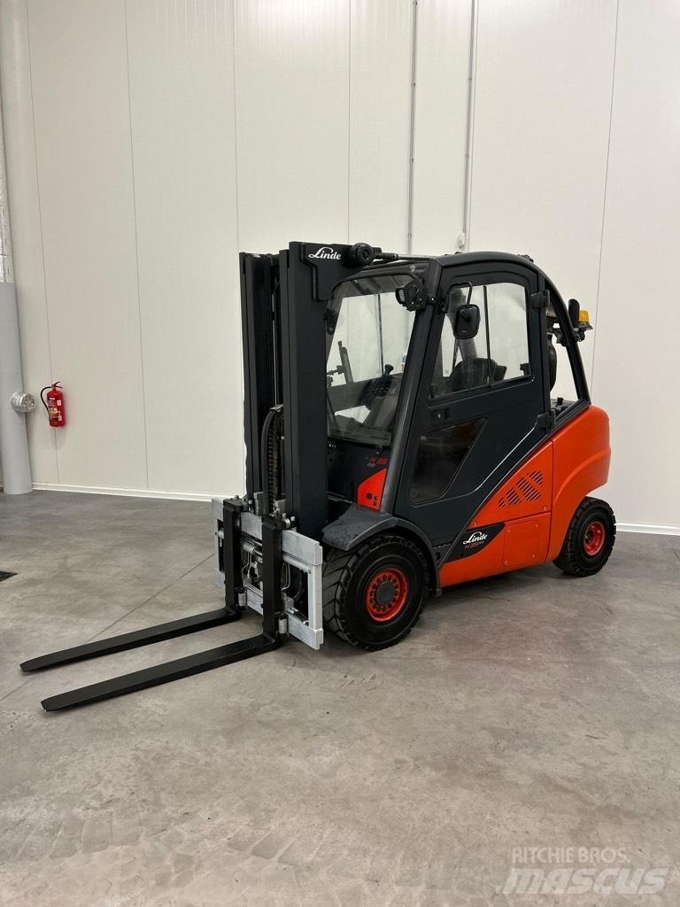 Linde H35D-02 EVO Tehnika ar dīzeļa dzinēju