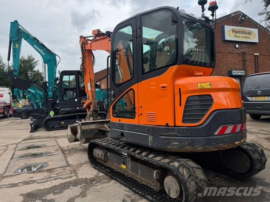 Doosan DX 63-3 Kāpurķēžu ekskavatori